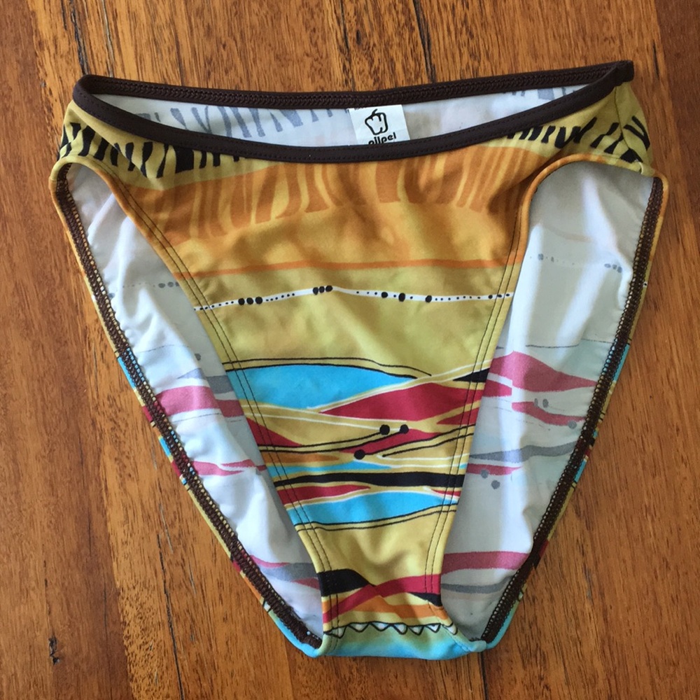 Pilpel High Cut Bikini Bottoms